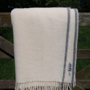 Natural undyed Cheviot/Shetland wool blanket - handmade by Ascog Wool (view 4)
