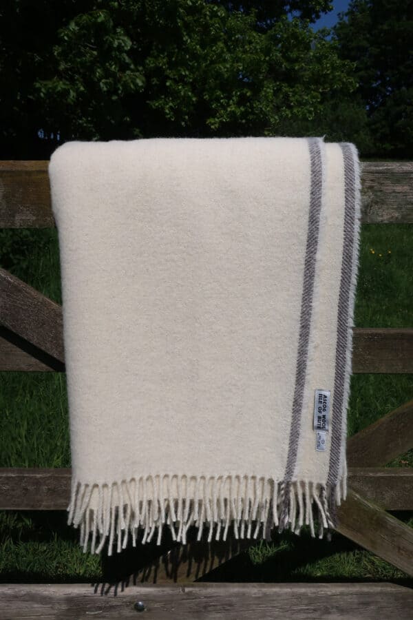 Natural undyed Cheviot/Shetland wool blanket - handmade by Ascog Wool (view 4)