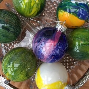 Hand painted baubles (group of 3) - Image 2