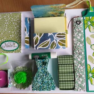 Pretty Little Things Gift Box - Green - Image 2