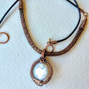 Viking weave necklace with freshwater pearl pendant - Image 2
