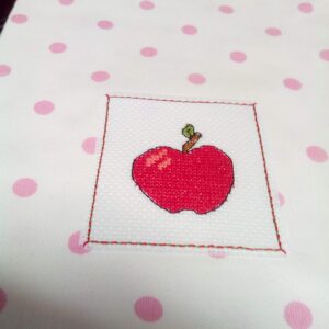 Country Apple Tea Towel - Image 2