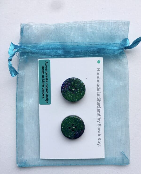Aurora borealis buttons that glow!
