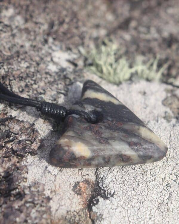 Hebridean Stone arrowhead pendant - garnetiferous