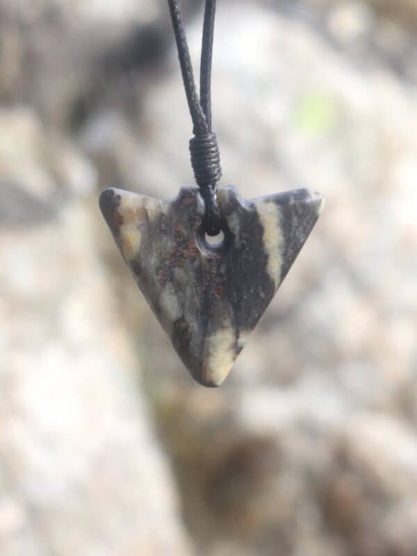 Hebridean Stone arrowhead pendant - garnetiferous