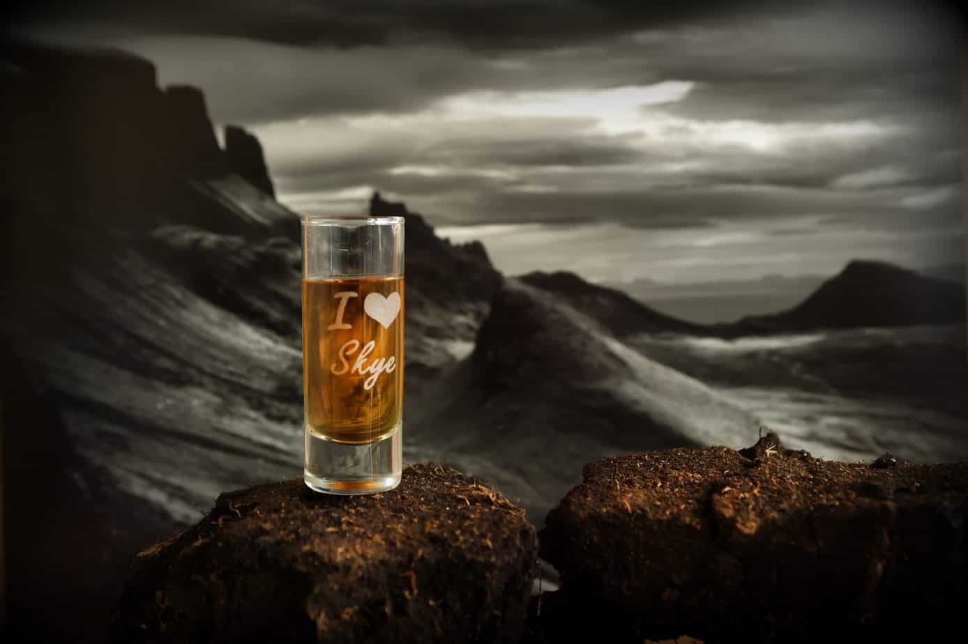 Isle of skye shot glass - Image 1