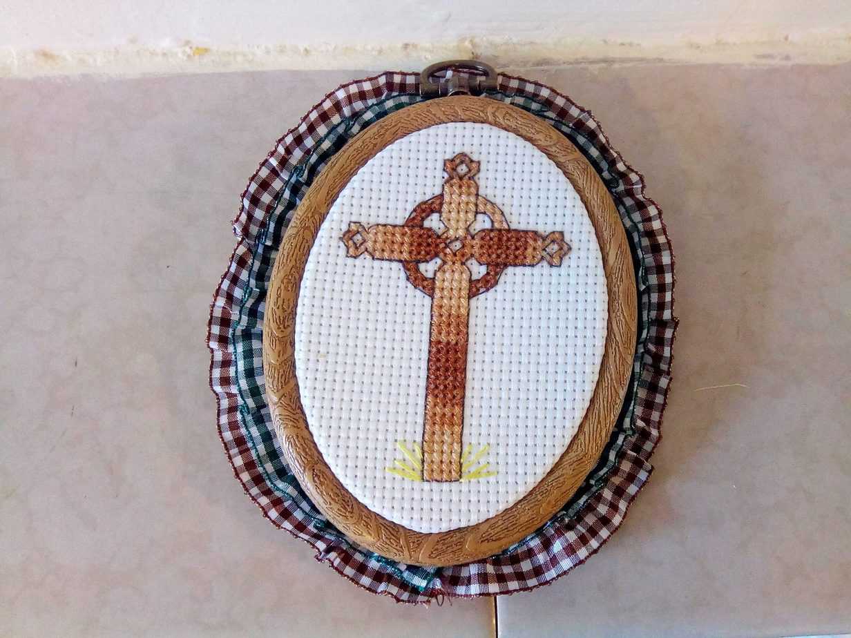 Celtic Cross mini wall art hoop - handmade by Christie Country Crafts (view 2)
