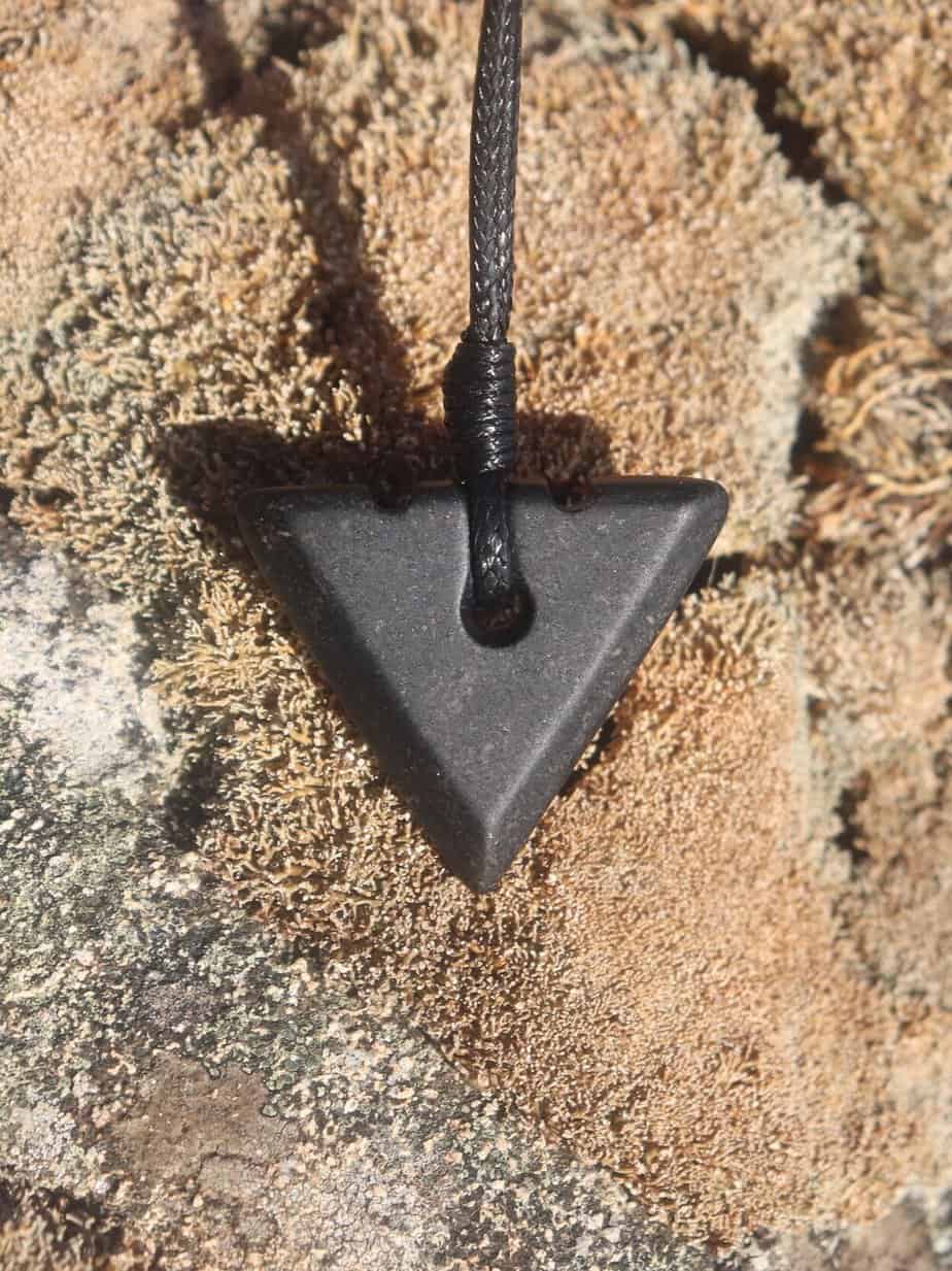 Hebridean Stone arrowhead black pendant - handmade by Gneiss Things