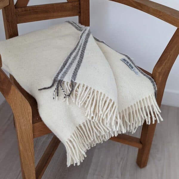 Natural undyed Cheviot/Shetland wool blanket - handmade by Ascog Wool (view 6)