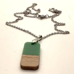 Resin and wood pendant - Image 2
