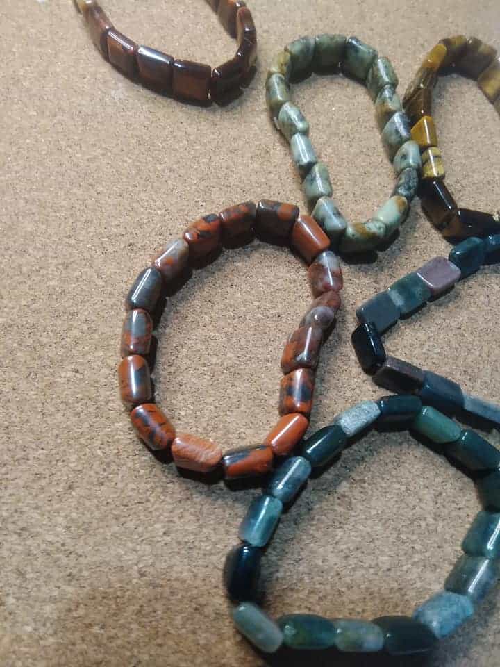 Poppy Jasper, elasticated bracelet - Image 3