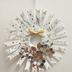 Mini Paper Wreath - gold/silver - Image 2