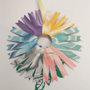 Mini Paper Wreath - marbled - Image 3