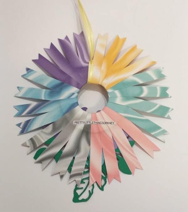 Mini Paper Wreath - marbled