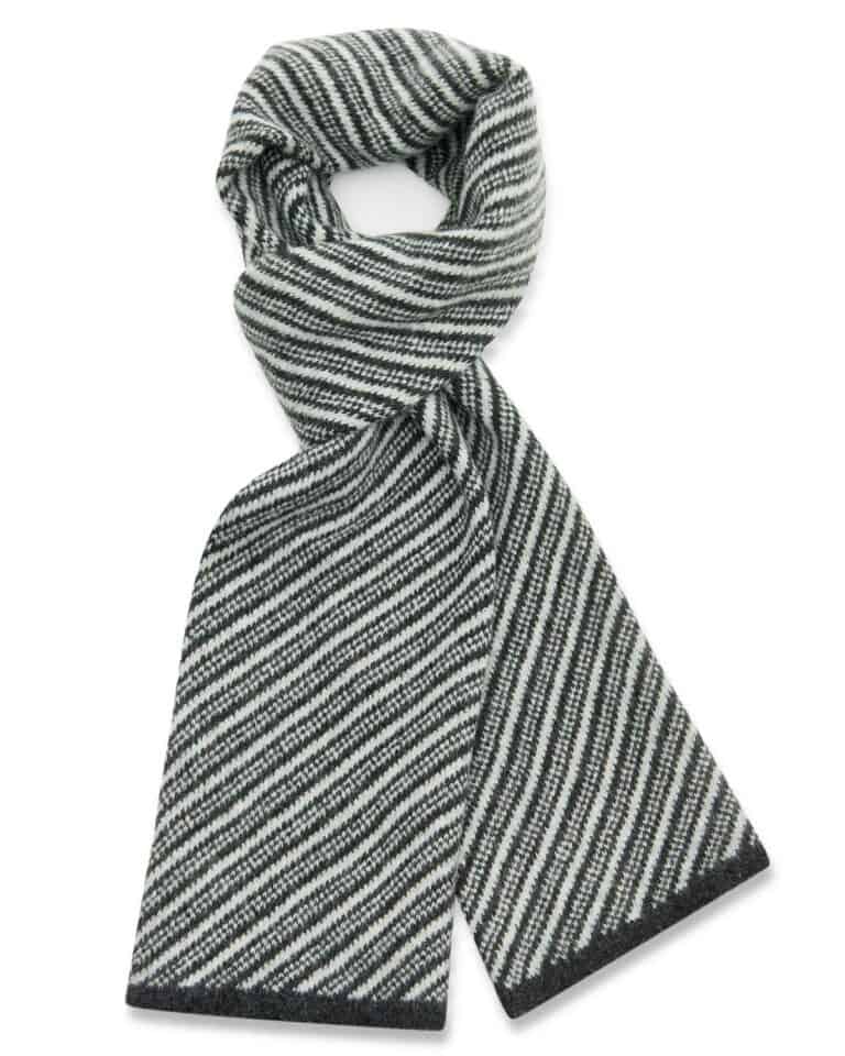 Long flat scarf in Tweedagonal