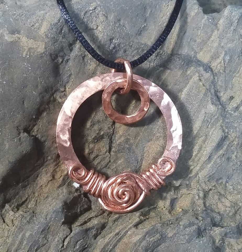 Copper Ringed Rose Necklace - Image 2