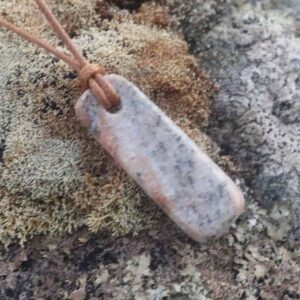 Curved Hebridean Stone pendant - Image 2