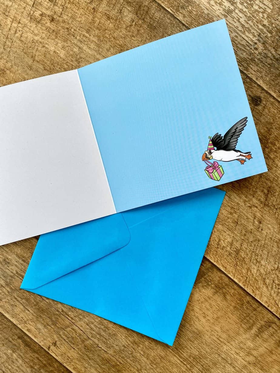 Puffin birthday card in English and Scottish Gaelic - Image 4