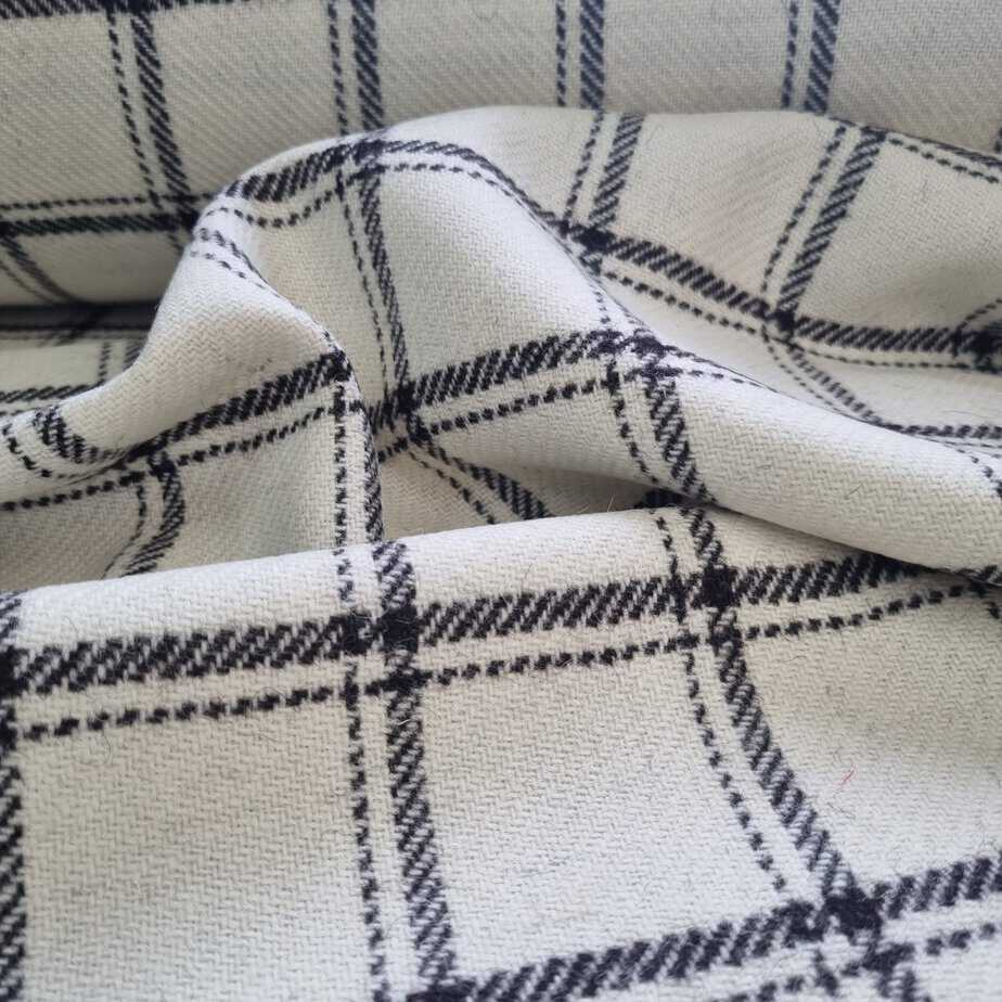 Cream and Brown Tiree Tweed - Image 4