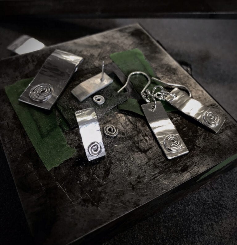 'Sandy Beach' post Earrings