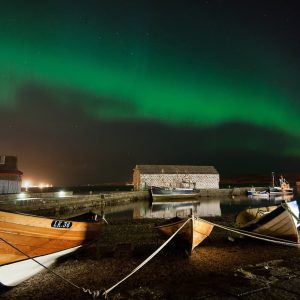 Northern Lights, Hay's Dock 1000 Piece Jigsaw Puzzle - Image 1