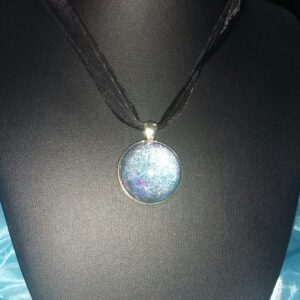 Galaxy Universe Glow in the Dark Necklace - Image 3