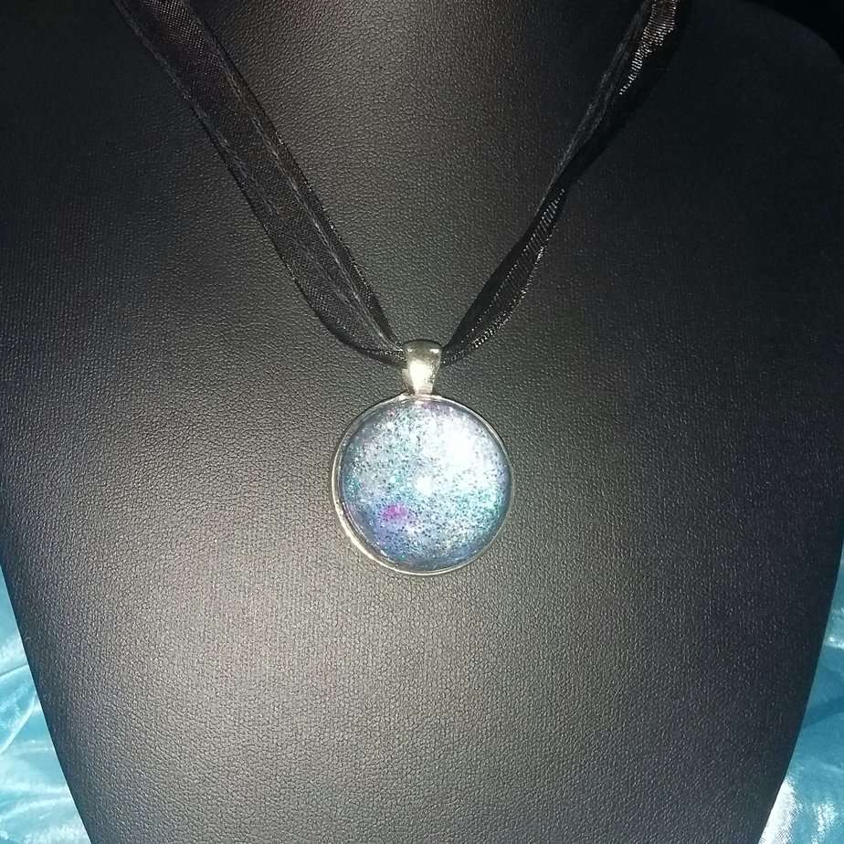 Galaxy Universe Glow in the Dark Necklace - Image 3