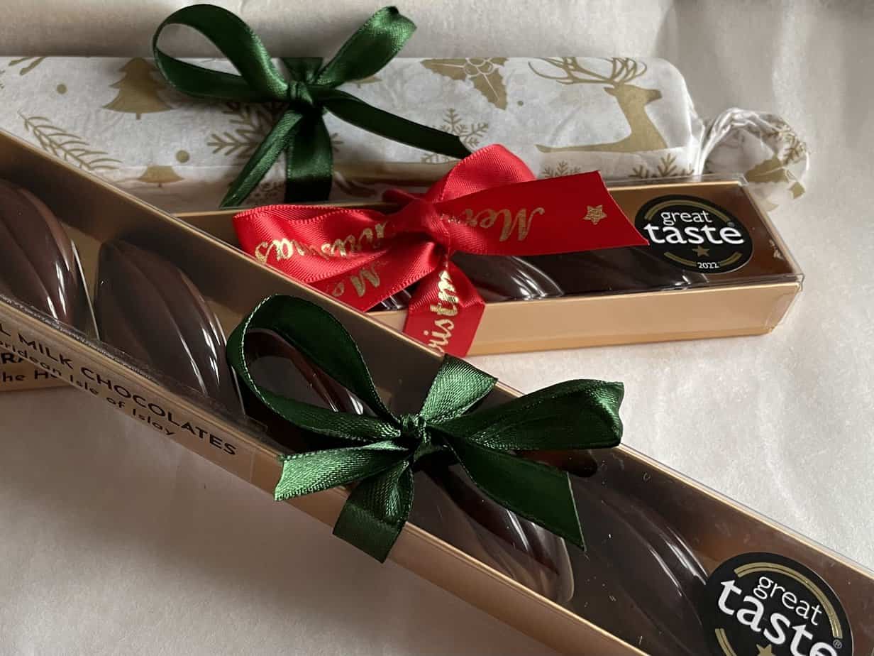Great taste award winning Milk Chocolate Salted Caramel Chocolates - handmade by IslayCocoa (view 4)