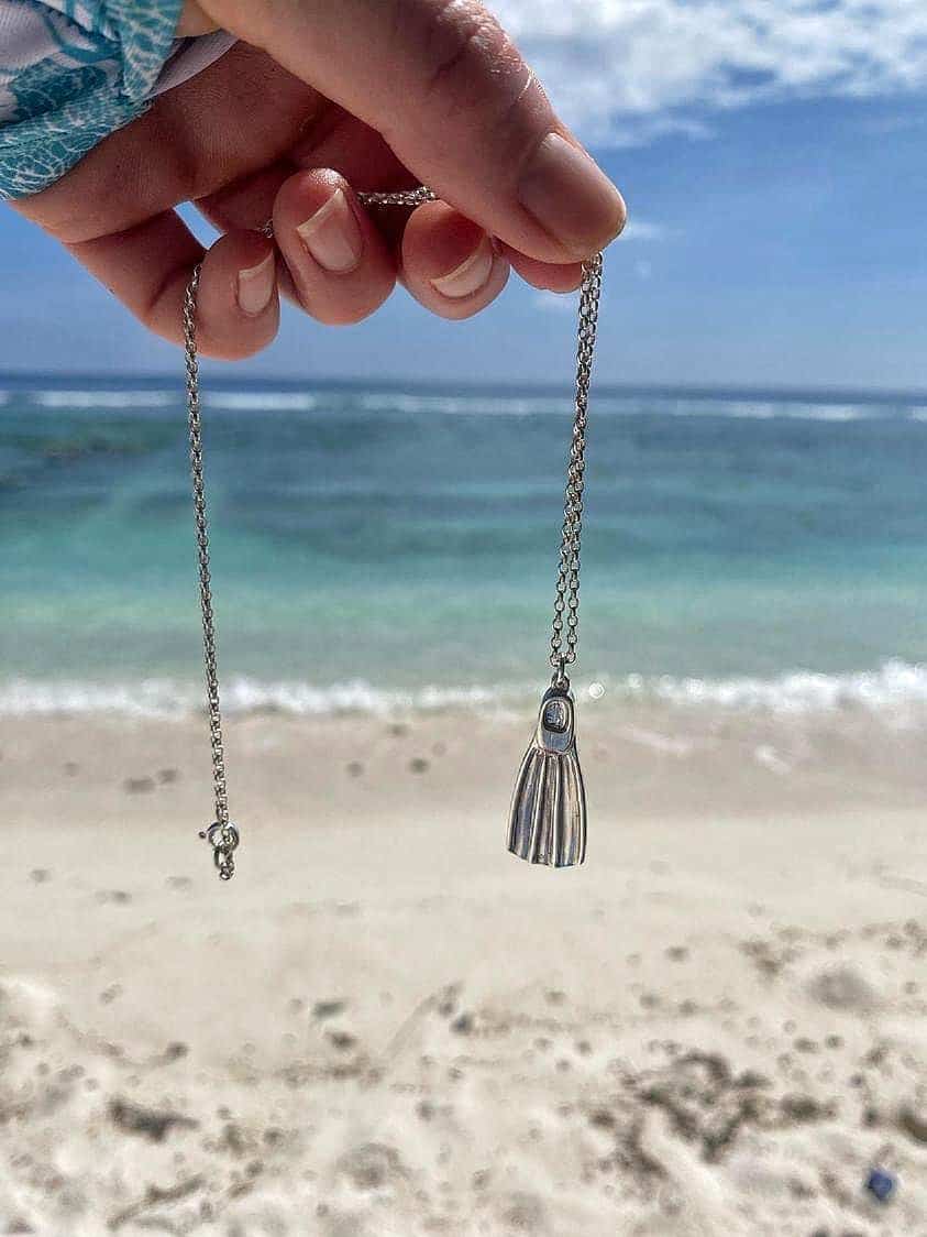 Fin Necklace - Image 1
