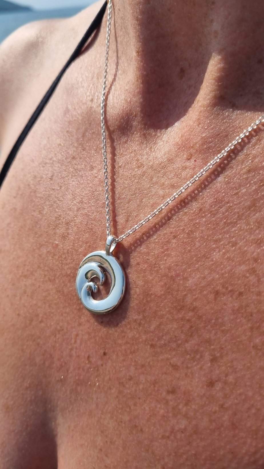 Swell Necklace - Image 2