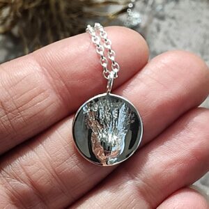 Dun Fionn Thistle Necklace - Image 1