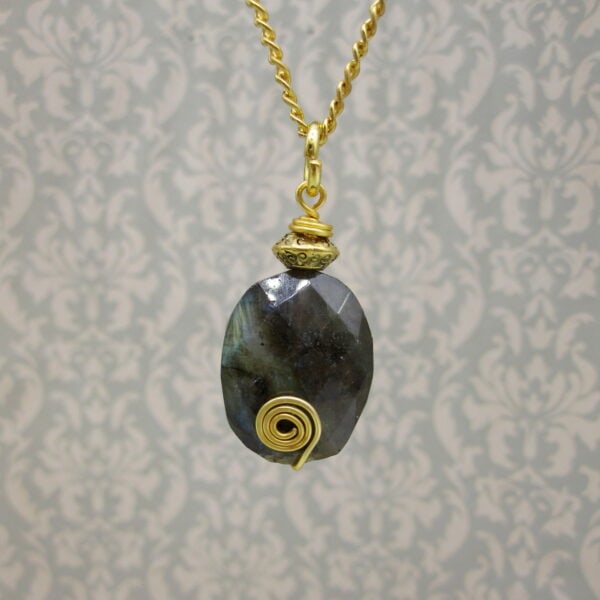 Labradorite, Aurora Pendant, Gold Plated - handmade by Indigo Berry