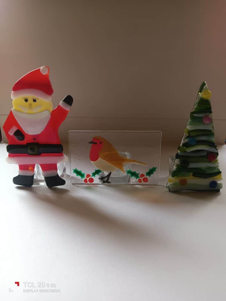 Fused glass Christmas tea light holder (set of 3)