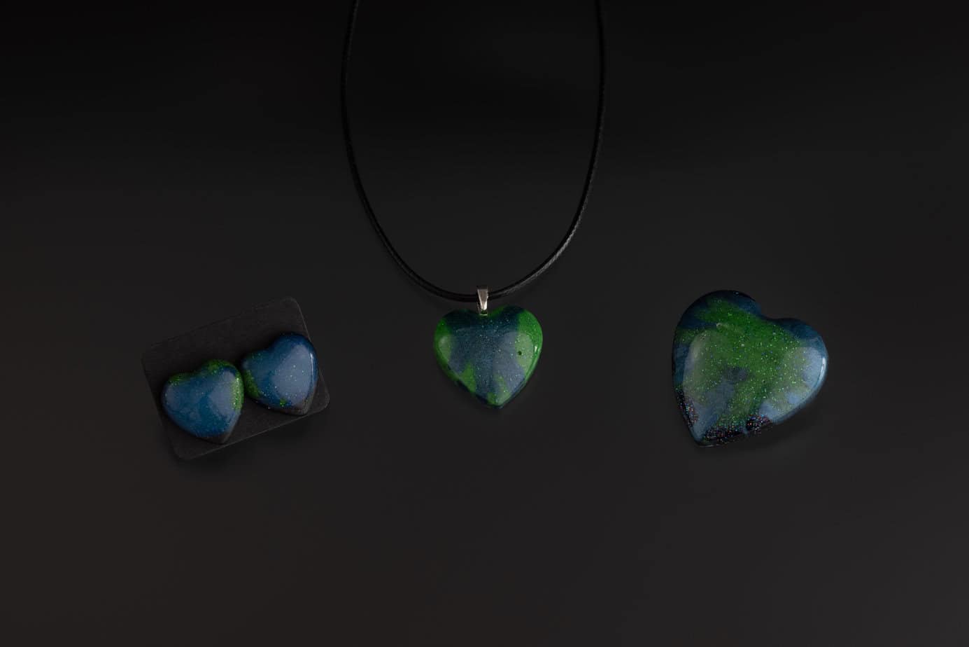 Aurora Borealis jewellery set.