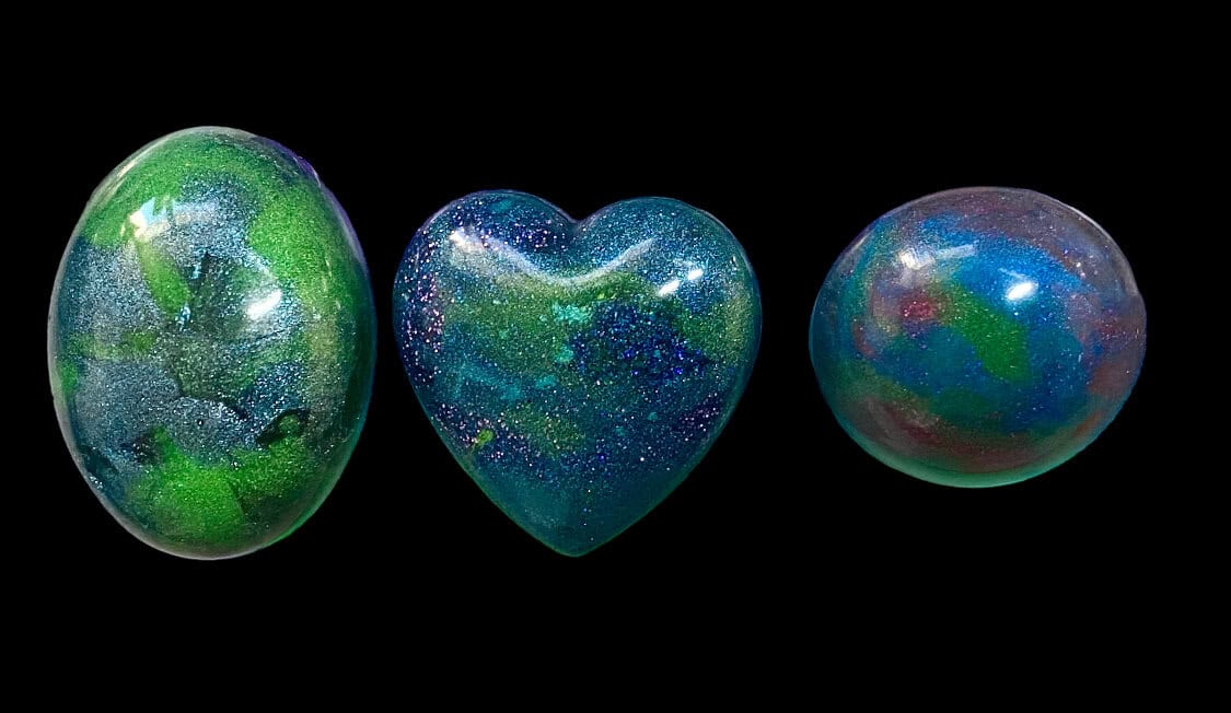 Aurora Borealis large brooch. - Image 4