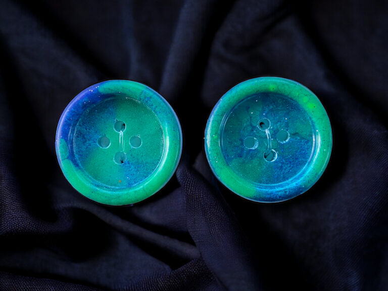 Aurora borealis buttons that glow!