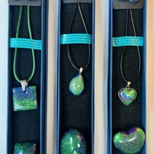 Aurora Borealis jewellery set. - Image 2