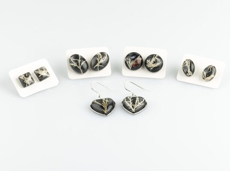 Seaweed earrings, resin jewellery from Shetland.