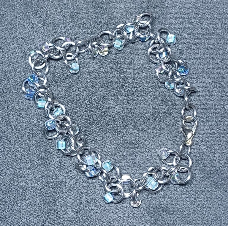 Pale blues shaggy bead bracelet - handmade by Manatee Maille