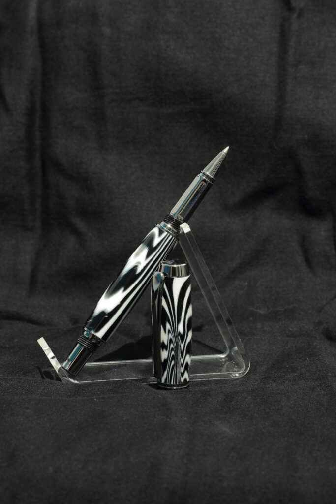 Hand Crafted Acrylic Pen - handmade by Hebridean Pens (view 2)