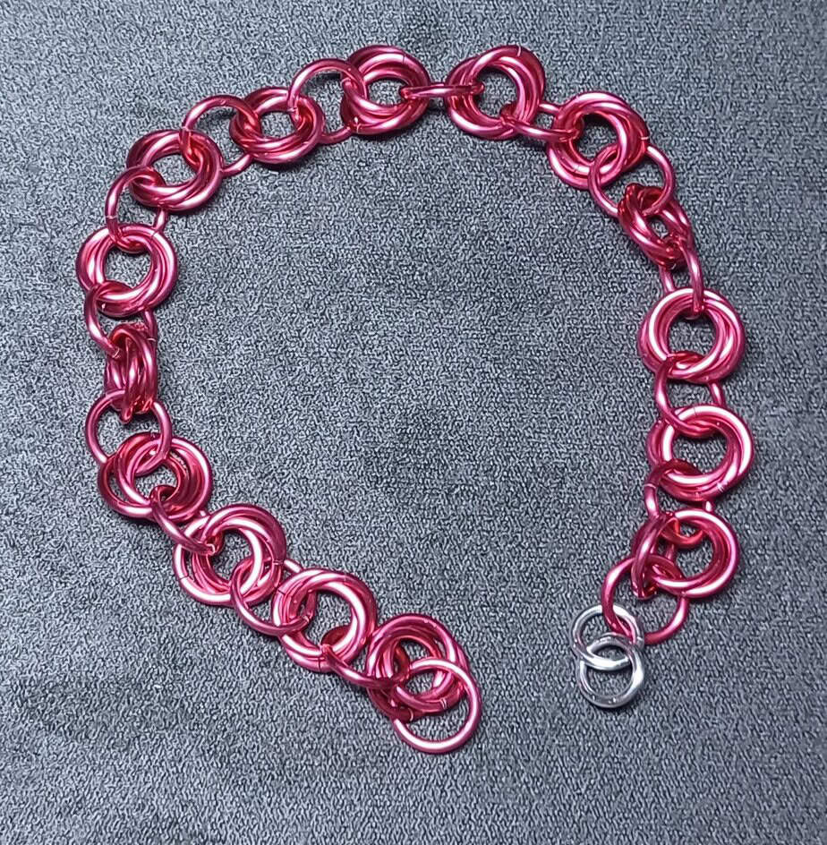 Pink flower bracelet - Image 1