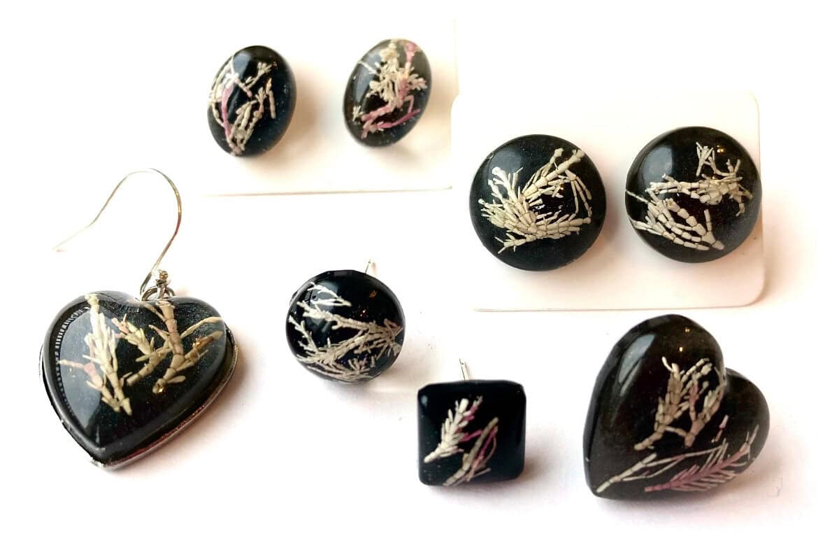 Seaweed earrings, resin jewellery from Shetland. - Image 5