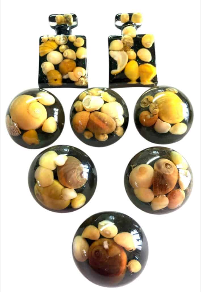Sunset beach shell brooch. - handmade by Sarah Kay Arts (view 6)
