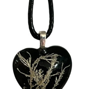 Seaweed pendants with shimmering black night sky background. - Image 9