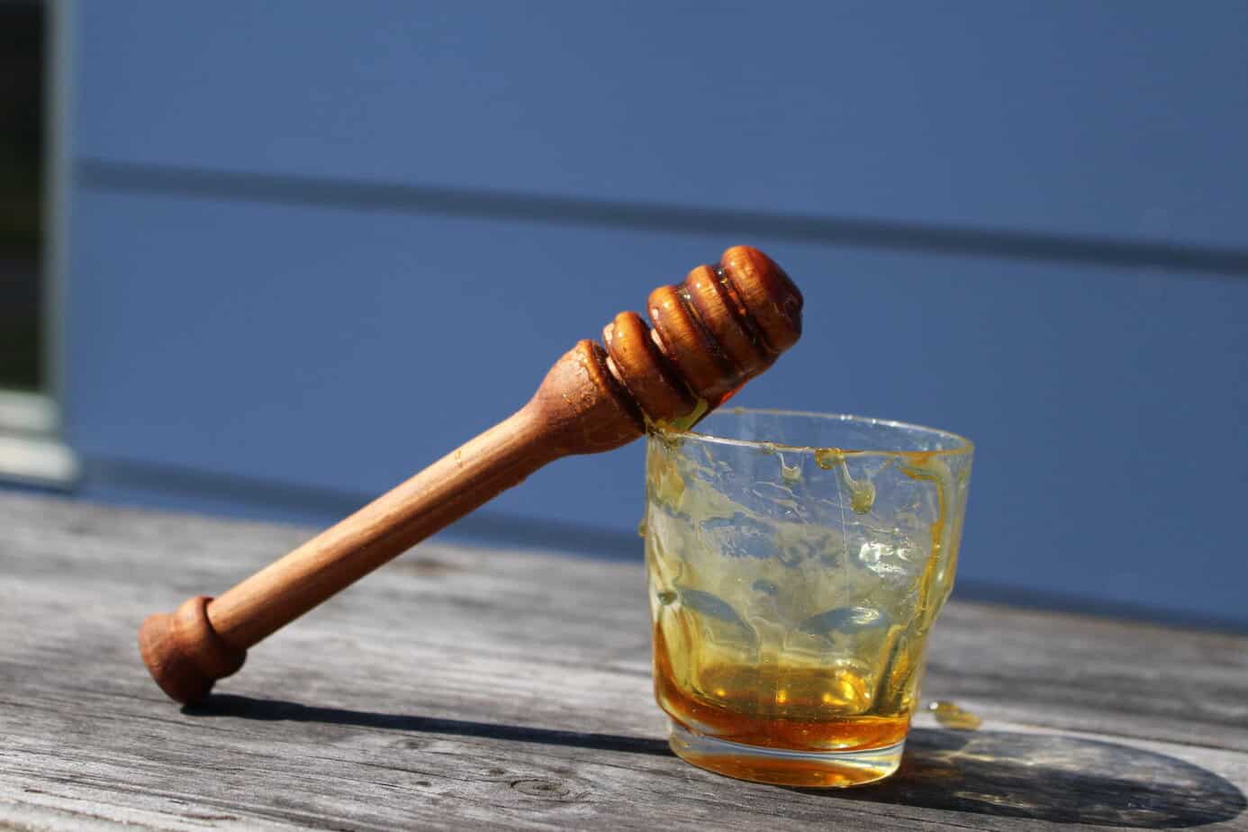 Handcrafted Reclaimed Hardwood Honey Drizzler - handmade by Bùth ReStore