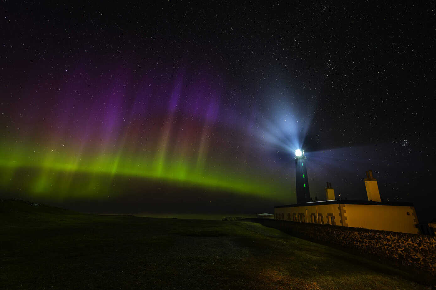 Butt Of Lewis Aurora - handmade by Paul Chamberlain Photography