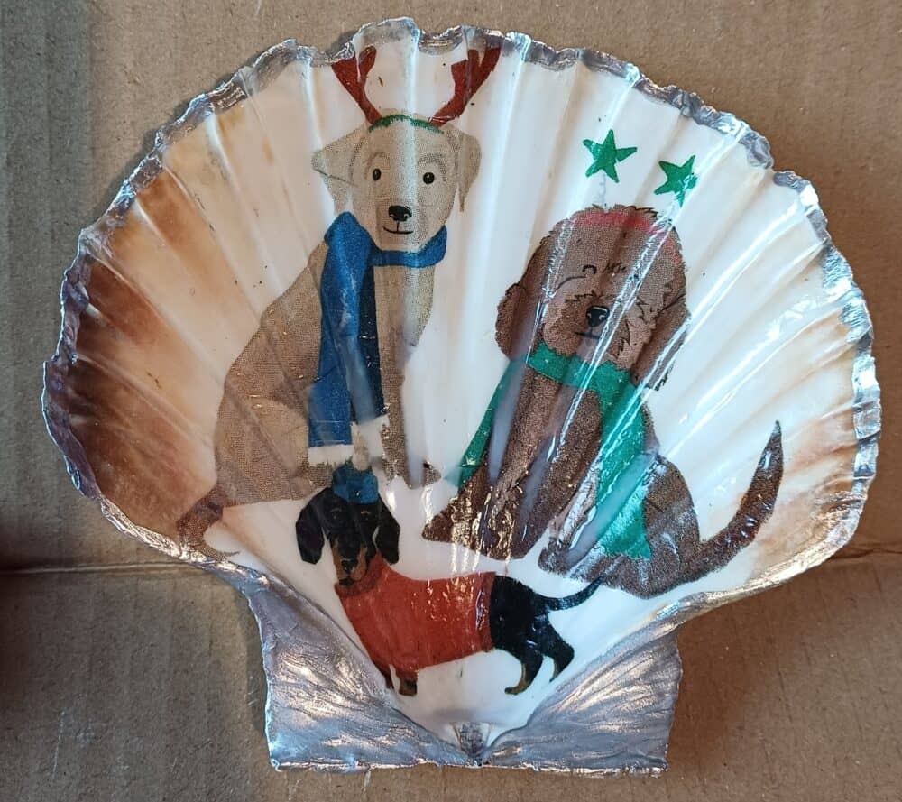 3 Christmas Pals - Image 1