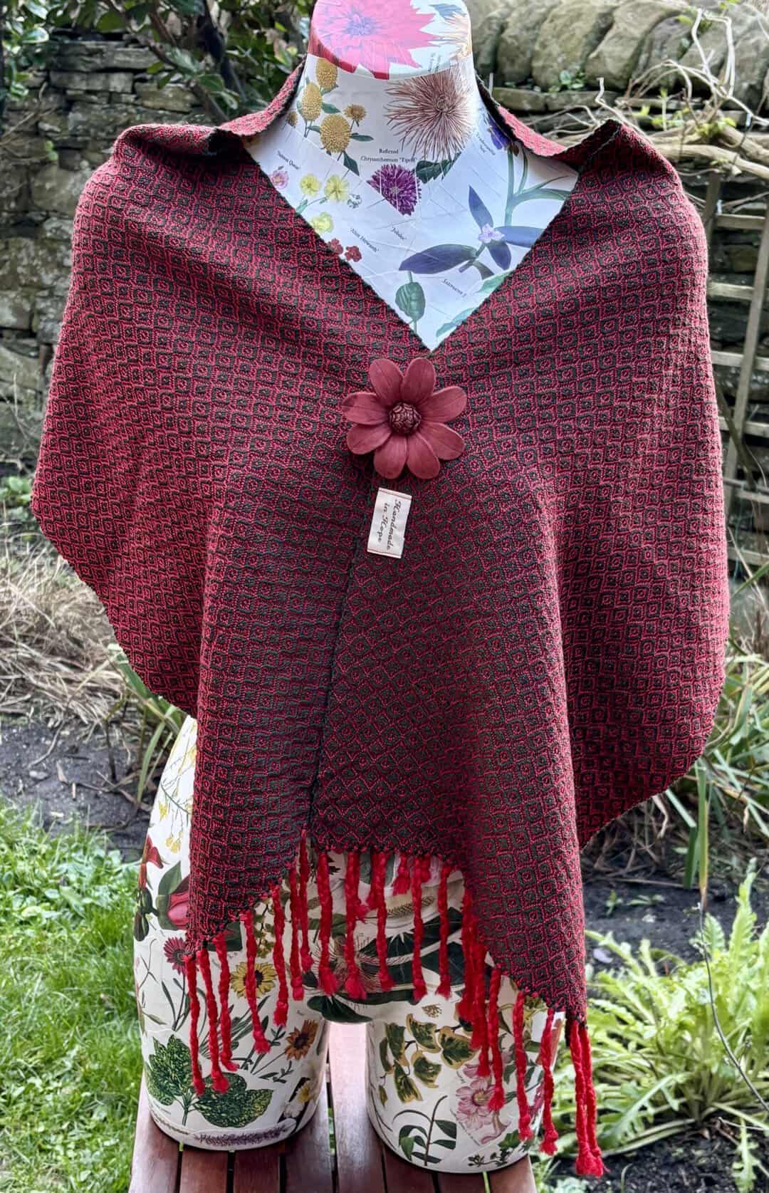 Handwoven Merino Scarf or Wrap in Christmassy Red and Green - Image 3