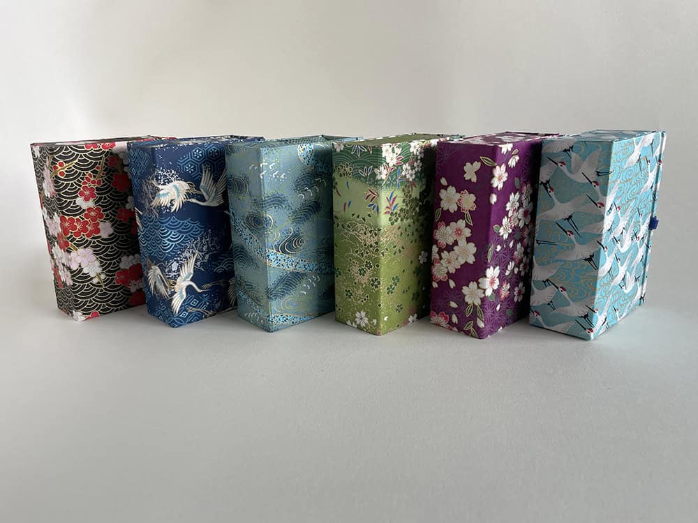 Chiyogami wraparound boxes - Image 2