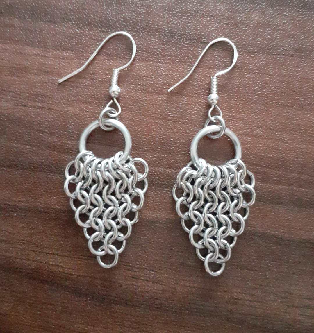 Chainmaille Hankerchief Style Drop Hook Earrings - Image 3